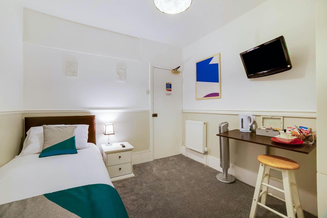Airport Lodge Farnborough  Rom bilde